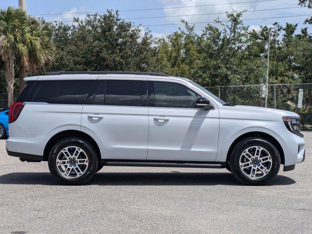 new 2025 Ford Expedition car, priced at $67,370