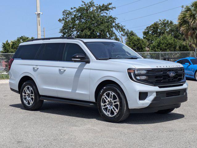 new 2025 Ford Expedition car, priced at $67,370