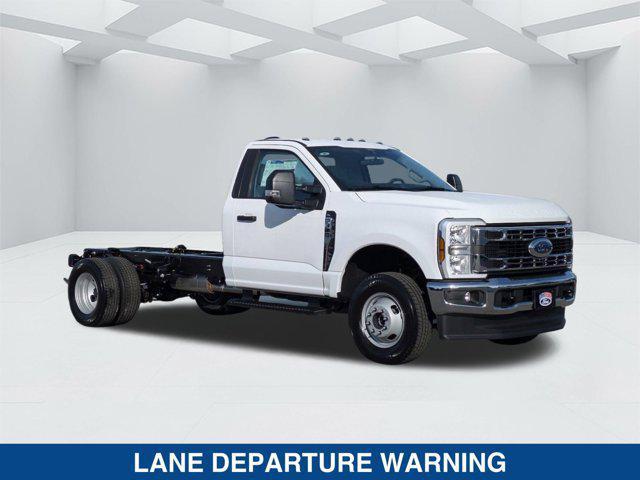 new 2025 Ford F-350 car, priced at $57,765