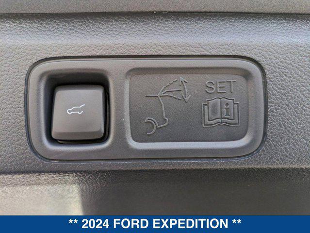 new 2024 Ford Expedition car, priced at $54,380