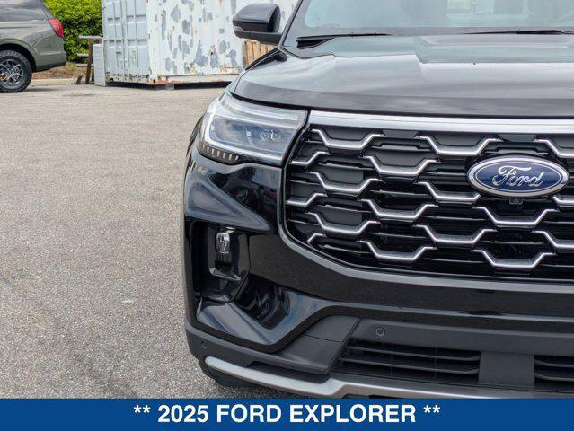 new 2025 Ford Explorer car, priced at $52,420