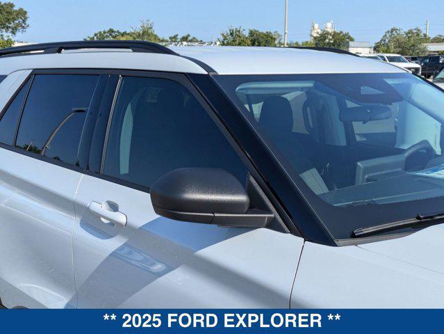 new 2025 Ford Explorer car, priced at $38,544