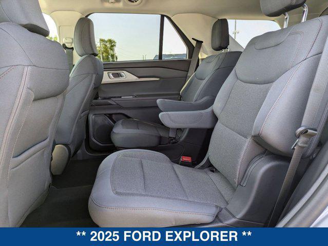 new 2025 Ford Explorer car, priced at $38,544