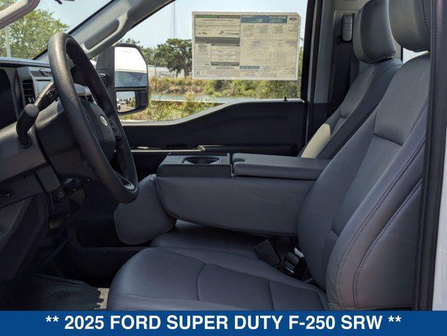 new 2025 Ford F-250 car, priced at $45,325