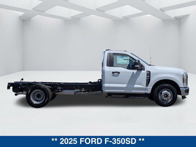 new 2025 Ford F-350 car, priced at $53,775