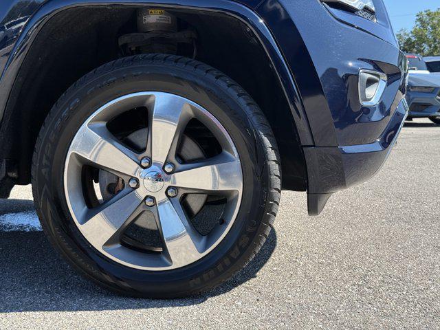 used 2015 Jeep Grand Cherokee car, priced at $13,900