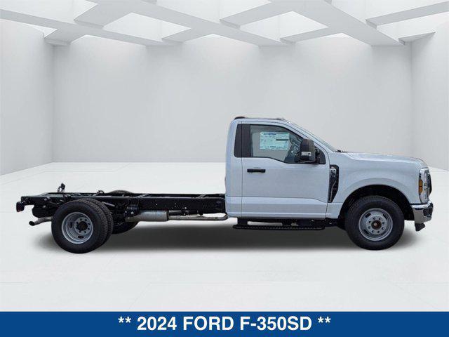 new 2024 Ford F-350 car, priced at $53,175