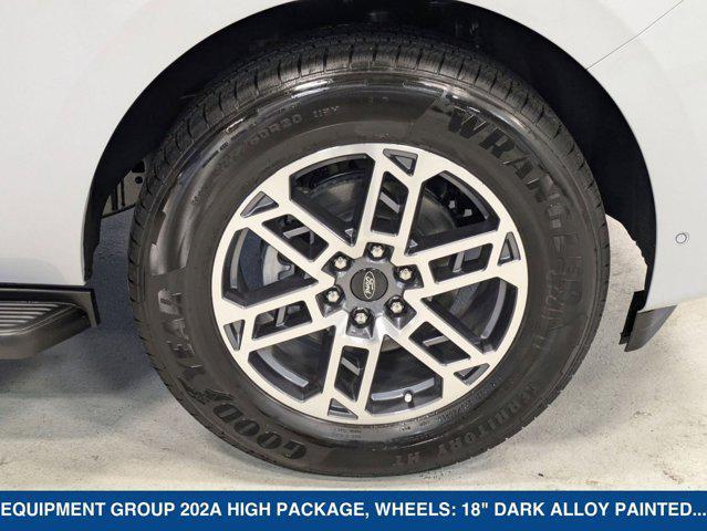 new 2025 Ford Expedition Max car, priced at $69,370