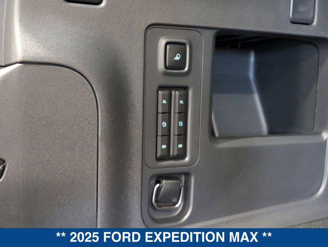 new 2025 Ford Expedition Max car, priced at $69,370