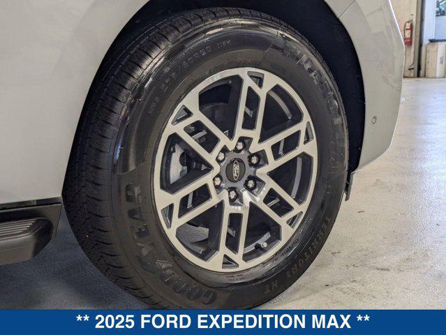 new 2025 Ford Expedition Max car, priced at $69,370