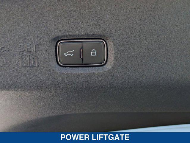 new 2025 Ford Expedition car, priced at $69,365