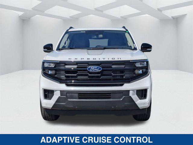 new 2025 Ford Expedition car, priced at $69,365