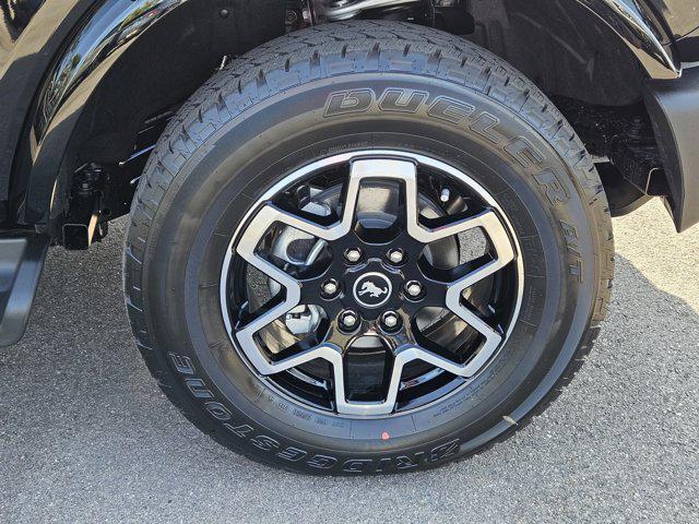 new 2025 Ford Bronco car, priced at $51,027