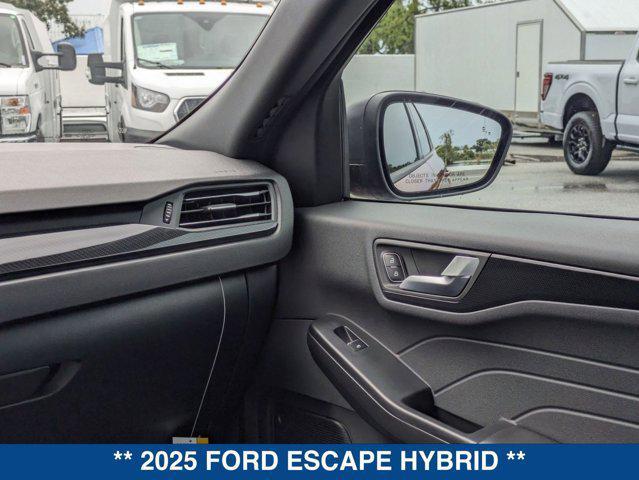 new 2025 Ford Escape car, priced at $33,692
