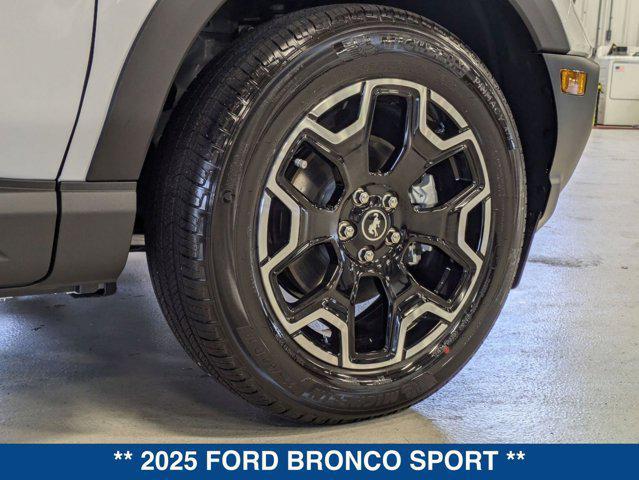 new 2025 Ford Bronco Sport car, priced at $37,075