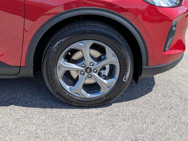 new 2025 Ford Escape car, priced at $32,698