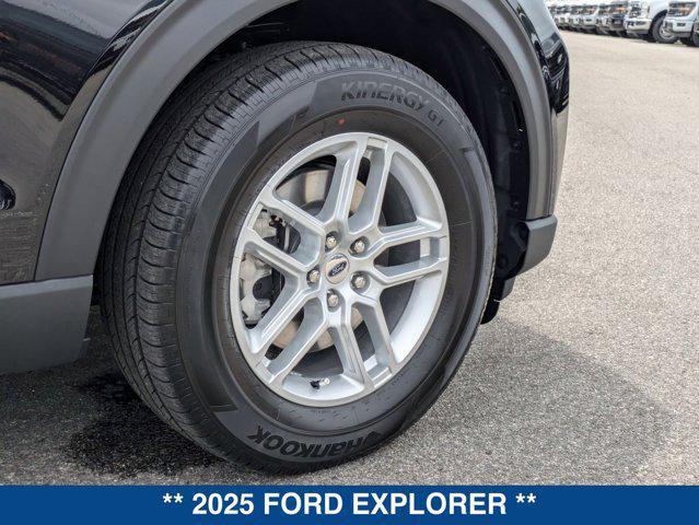 new 2025 Ford Explorer car, priced at $41,747