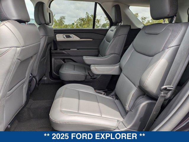 new 2025 Ford Explorer car, priced at $41,747