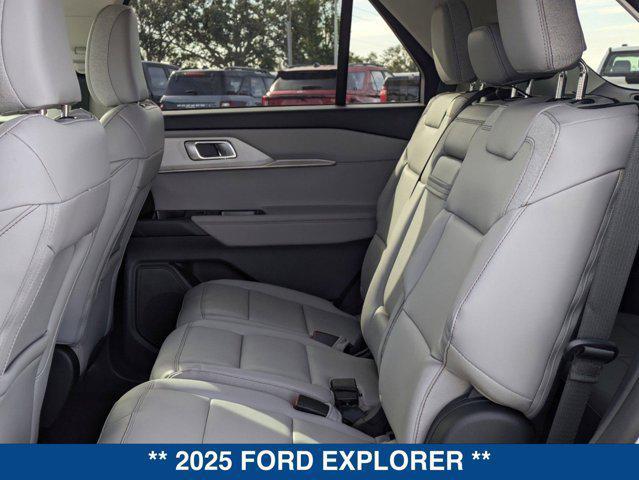 new 2025 Ford Explorer car, priced at $42,473