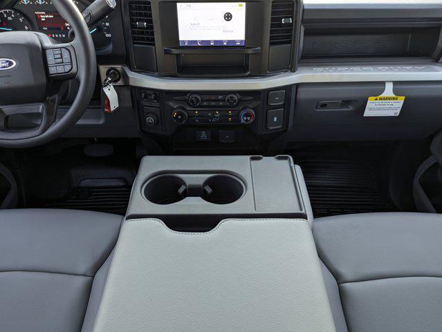 new 2025 Ford F-250 car, priced at $48,428