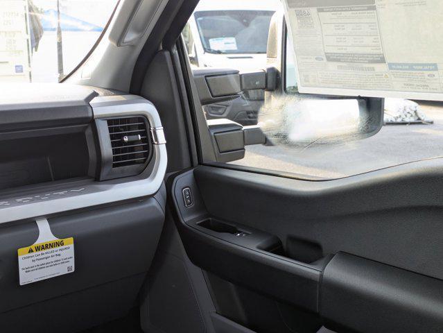 new 2025 Ford F-250 car, priced at $48,428