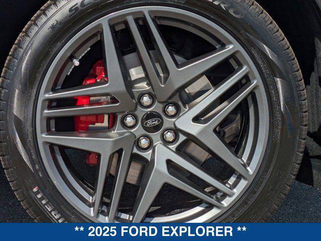 new 2025 Ford Explorer car, priced at $48,940