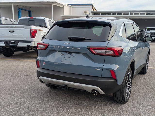new 2025 Ford Escape PHEV car, priced at $30,050