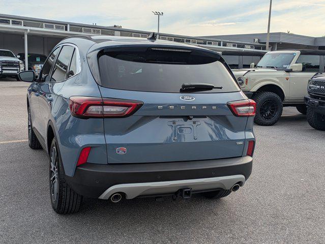 new 2025 Ford Escape PHEV car, priced at $30,050