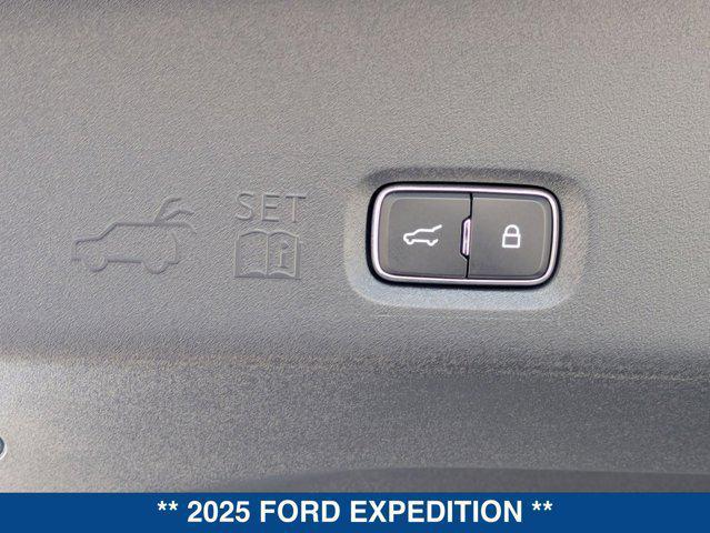 new 2025 Ford Expedition car, priced at $81,945