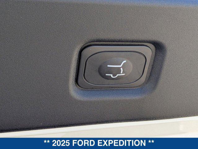 new 2025 Ford Expedition car, priced at $81,945