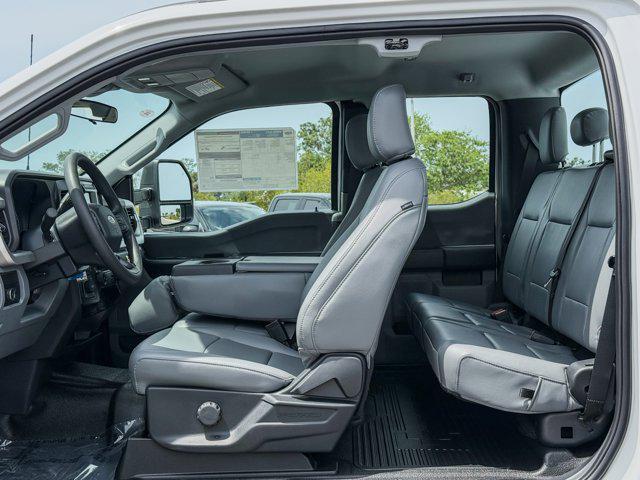 new 2025 Ford F-250 car, priced at $51,345