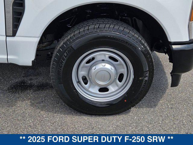 new 2025 Ford F-250 car, priced at $46,727