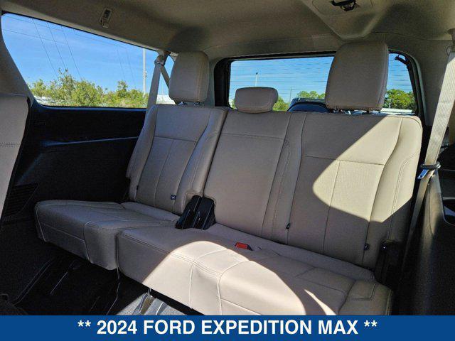 new 2024 Ford Expedition Max car, priced at $60,287
