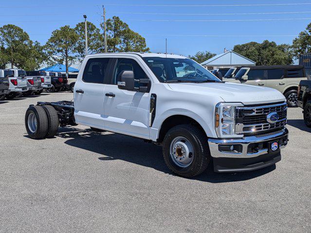 new 2025 Ford F-350 car, priced at $56,125