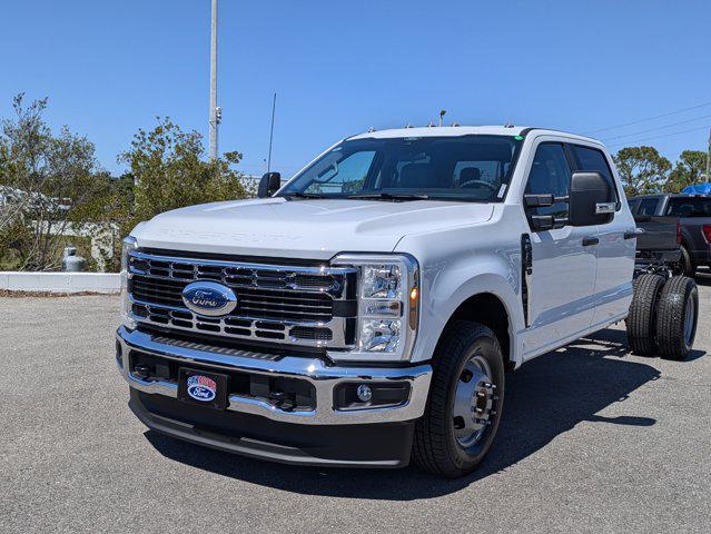 new 2025 Ford F-350 car, priced at $56,125
