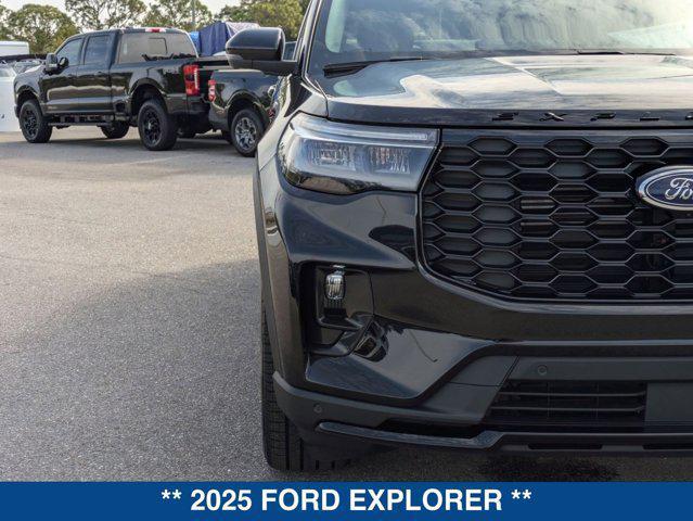 new 2025 Ford Explorer car, priced at $48,598