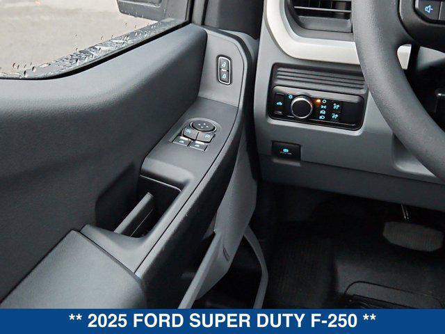 new 2025 Ford F-250 car, priced at $57,464