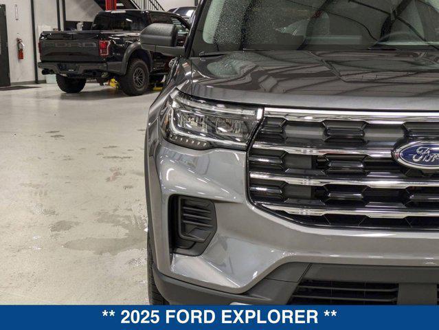 new 2025 Ford Explorer car, priced at $38,745