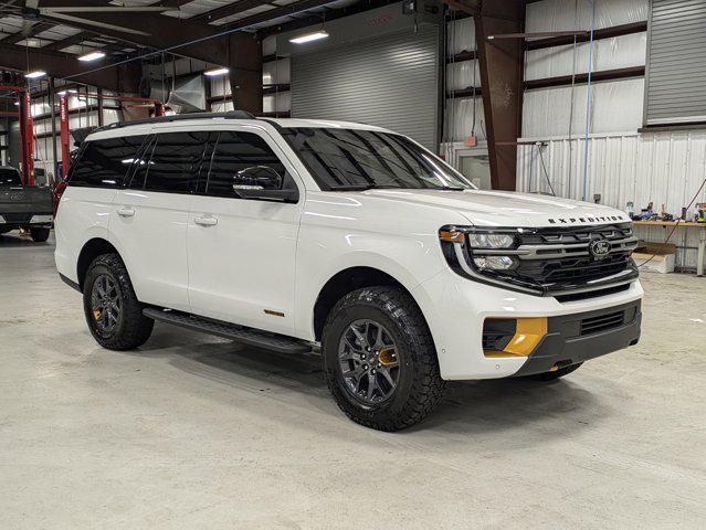 new 2025 Ford Expedition car, priced at $84,020