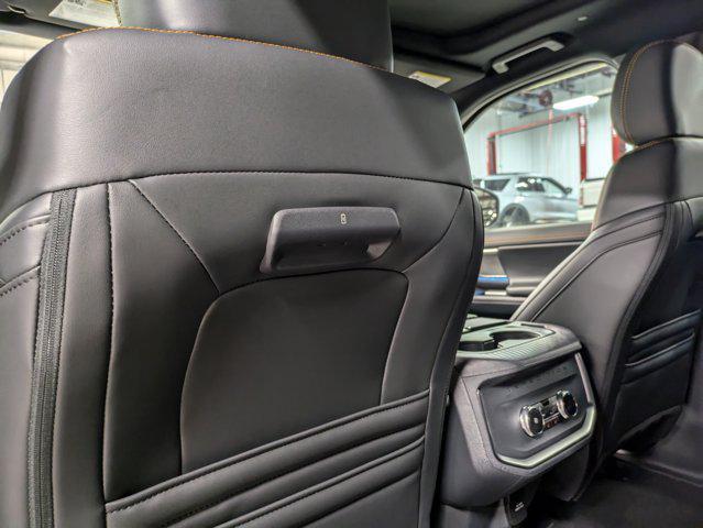 new 2025 Ford Expedition car, priced at $84,020
