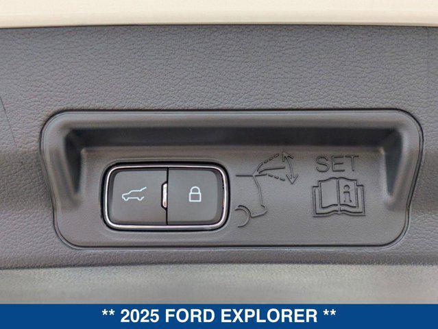 new 2025 Ford Explorer car, priced at $46,215