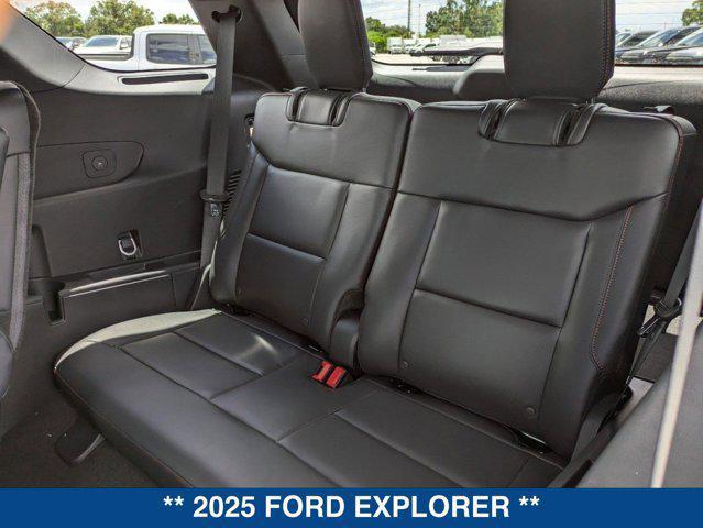 new 2025 Ford Explorer car, priced at $60,090