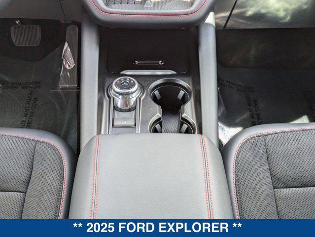 new 2025 Ford Explorer car, priced at $60,090