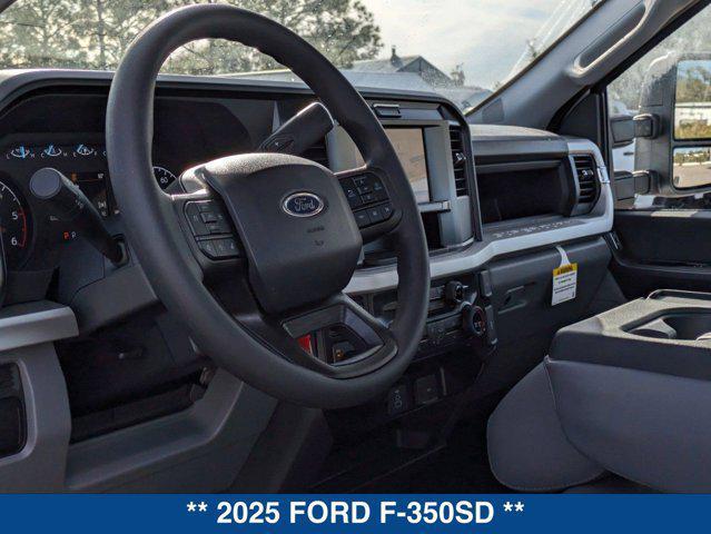 new 2025 Ford F-350 car, priced at $54,185