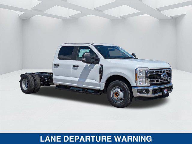 new 2024 Ford F-350 car, priced at $55,975