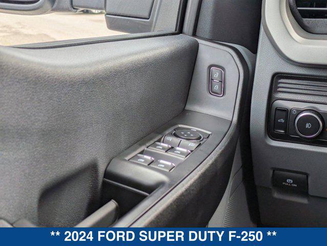 new 2024 Ford F-250 car, priced at $48,550