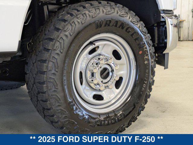 new 2025 Ford F-250 car, priced at $54,565