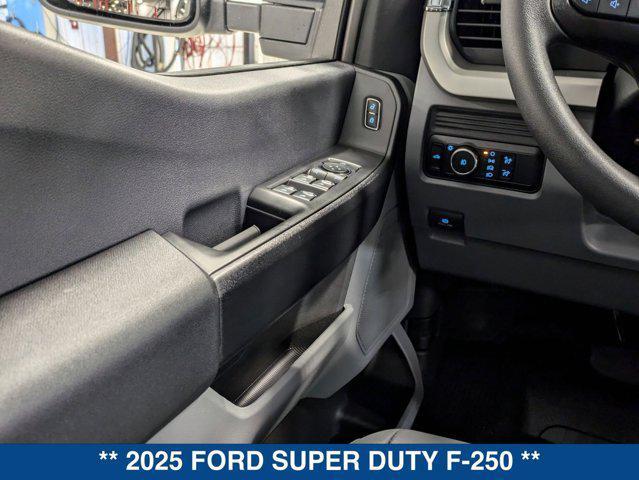 new 2025 Ford F-250 car, priced at $54,565