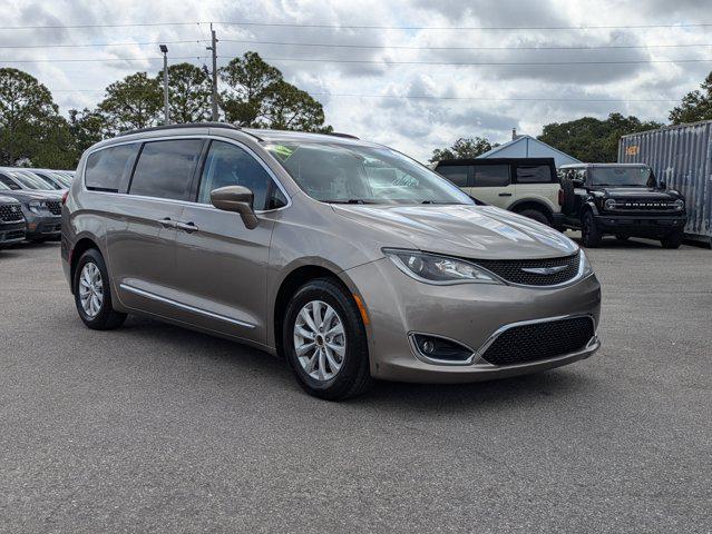 used 2017 Chrysler Pacifica car, priced at $9,500