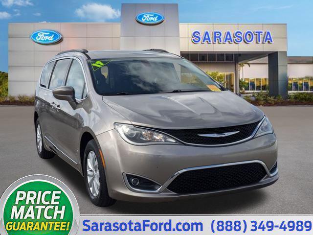 used 2017 Chrysler Pacifica car, priced at $10,300